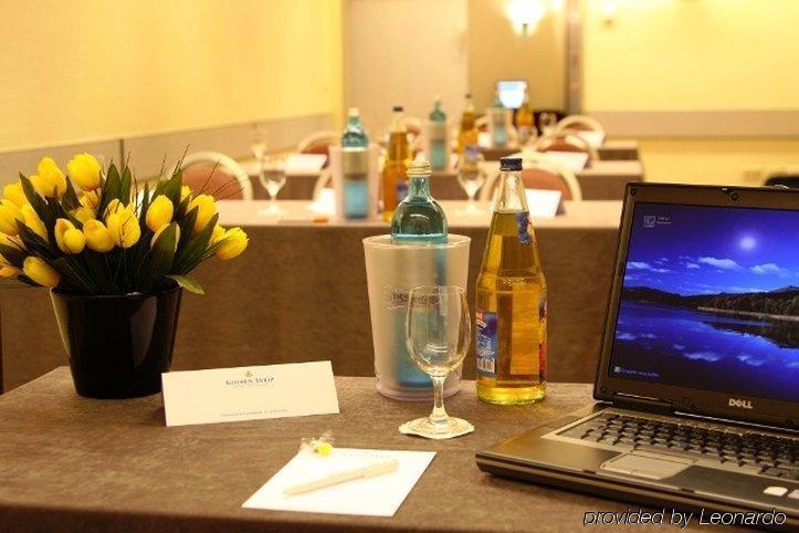 Ramada By Wyndham Bottrop City Servizi foto