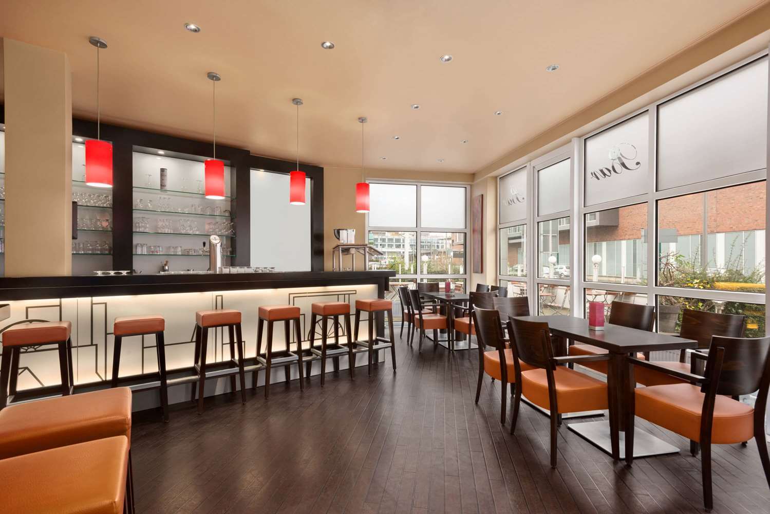 Ramada By Wyndham Bottrop City Esterno foto