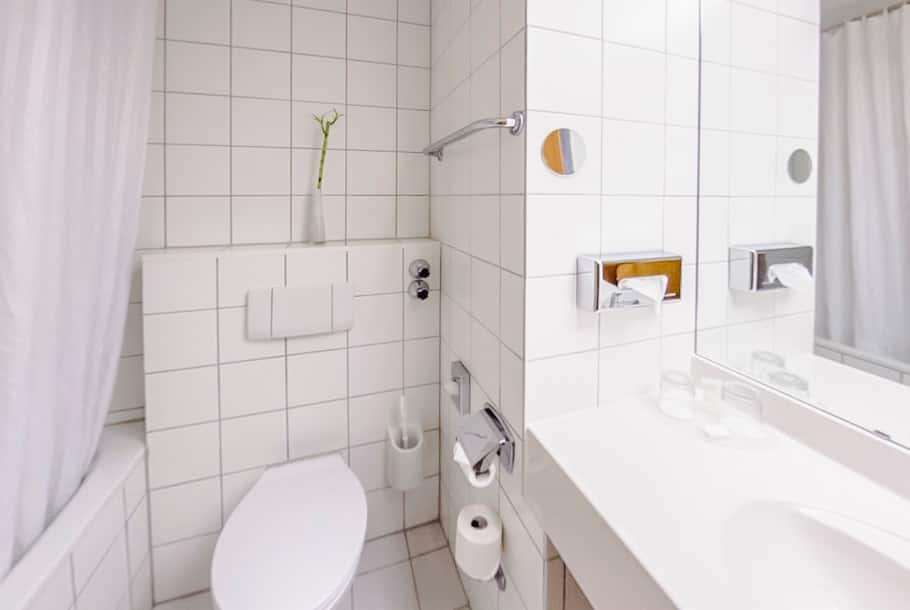 Ramada By Wyndham Bottrop City Esterno foto