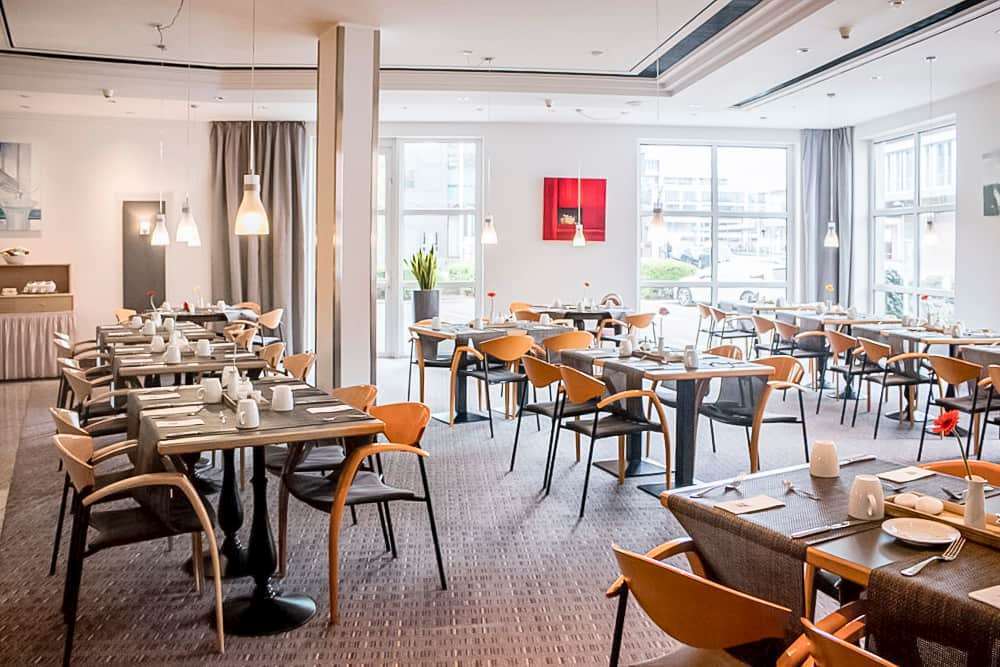 Ramada By Wyndham Bottrop City Ristorante foto